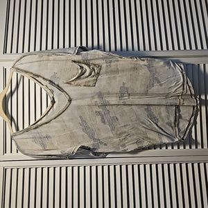 Express Women's Distressed Camo Pocket T-Shirt, Size S